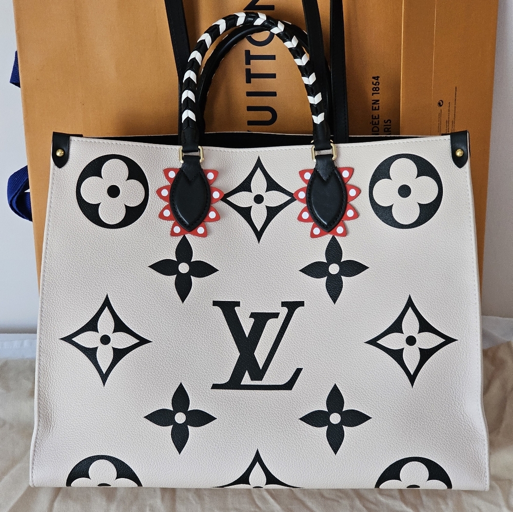 LOUIS VUITTON ONTHEGO GM GIANT CRAFTY MONOGRAM BLACK CREAM BAG LIMITED EDITION